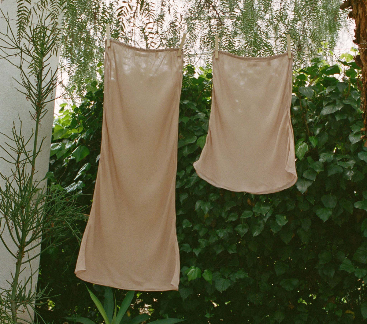 MINI SKIRT SLIP -- SAND DOLLAR | CORE