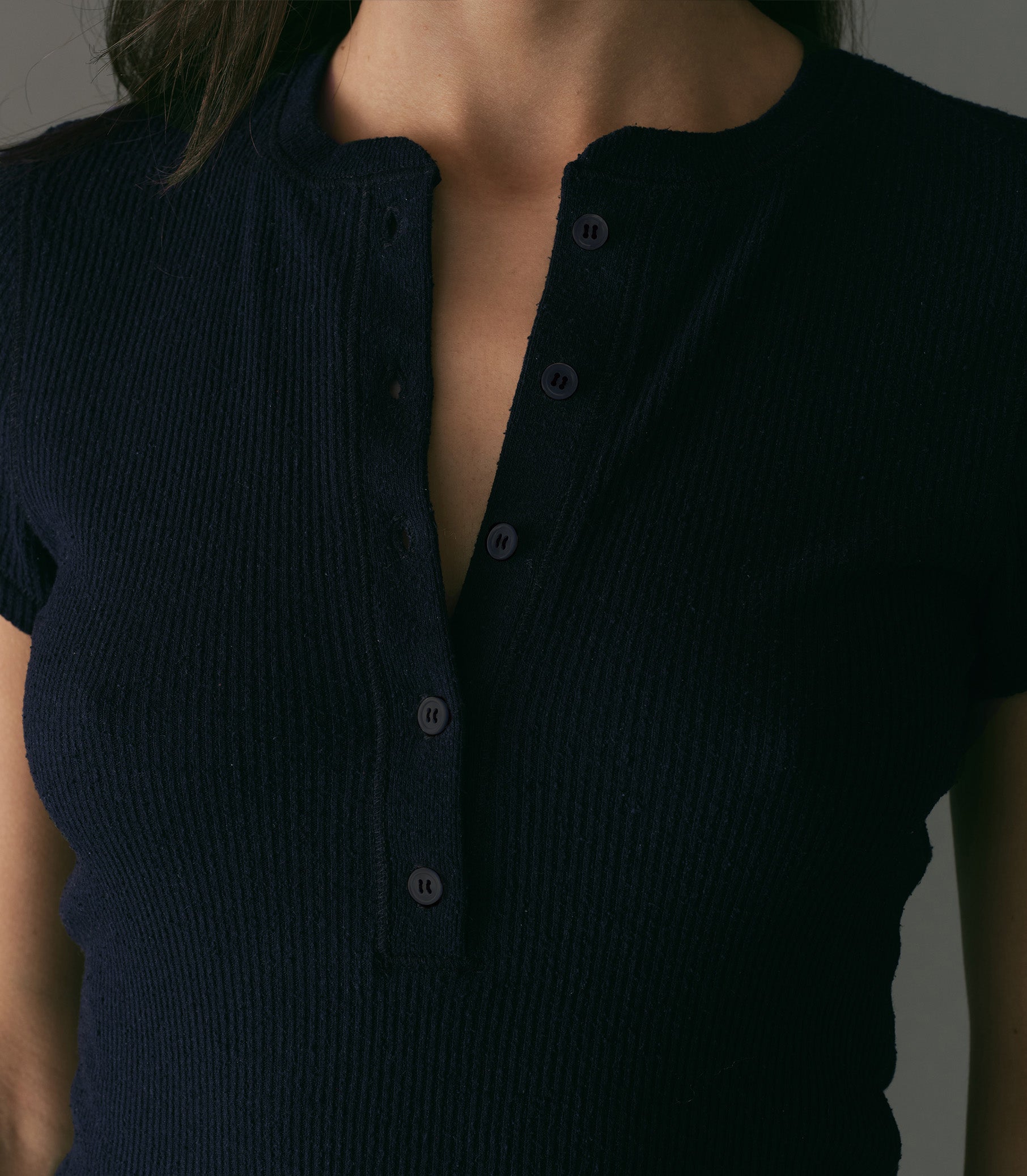 VIENNE SILK TEE -- NAVY | SPRING 24