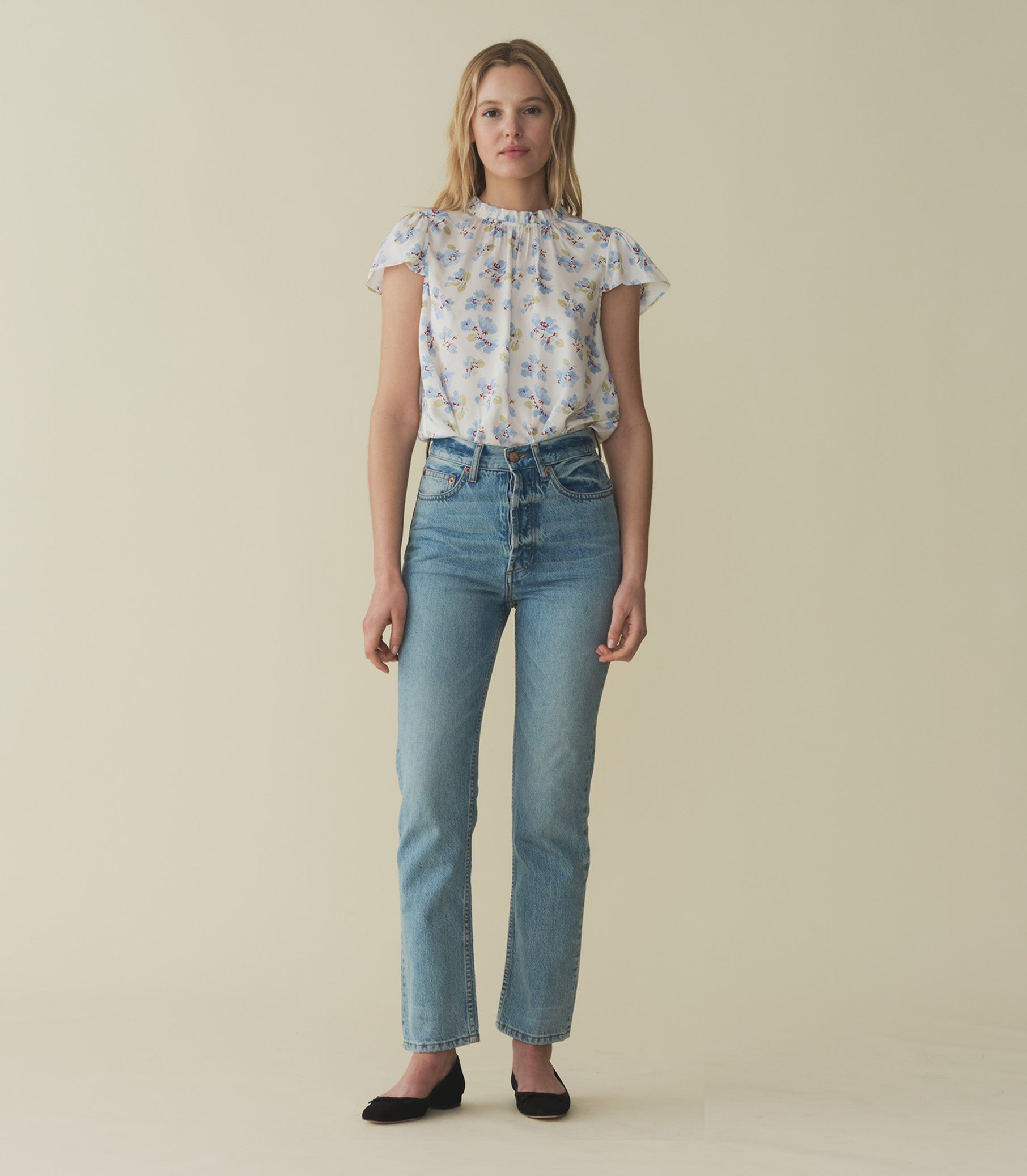 YVIE TOP -- BLEU FROLICKING FLORAL | SPRING 24