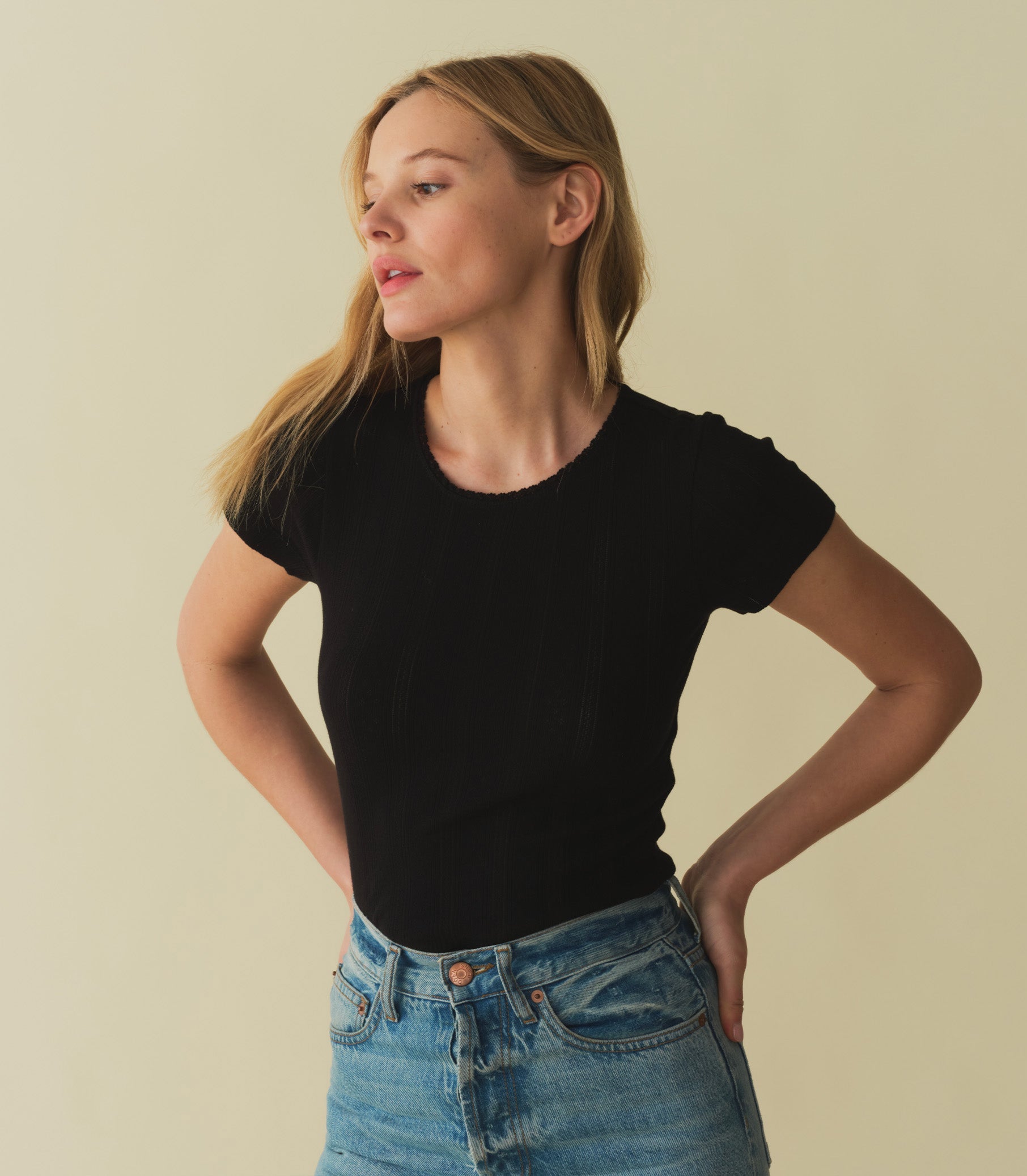 VIVI TEE -- BLACK QUELLE JOLIE POINTELLE | SPRING 24