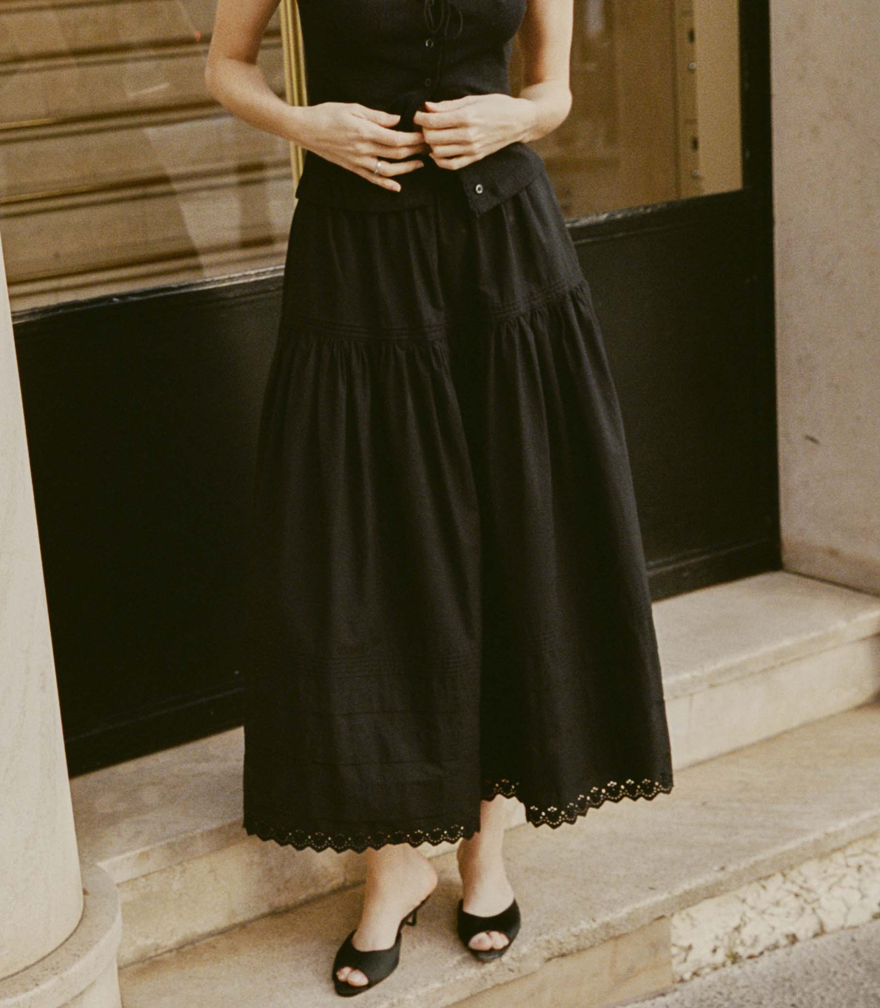 SEBASTIANE SKIRT -- BLACK | CORE