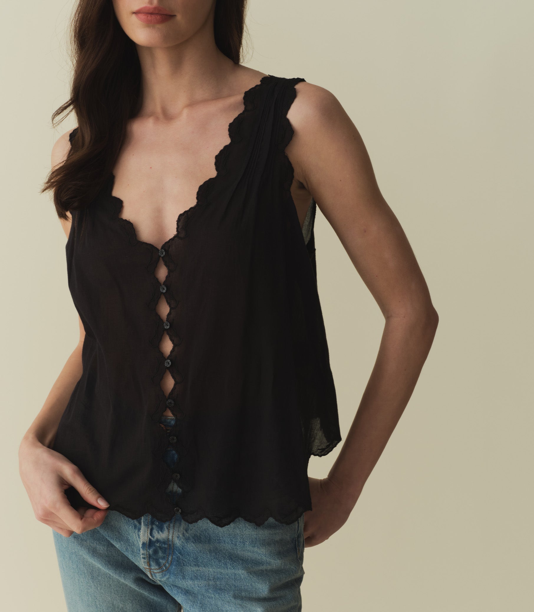 ALDORA TOP -- BLACK | SPRING 24