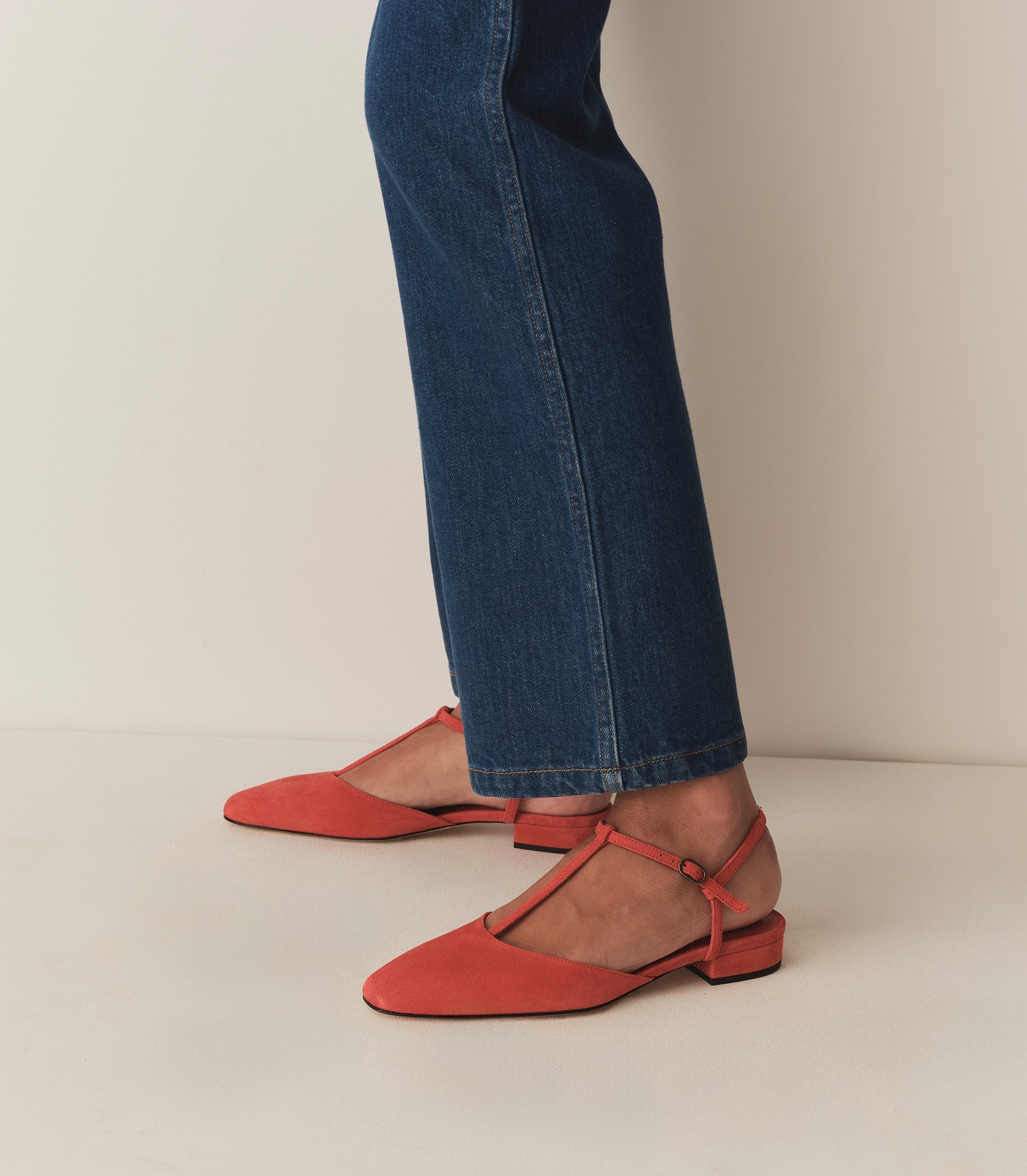 CRISTINA T STRAP FLAT -- FUEGO SUEDE | FALL 24