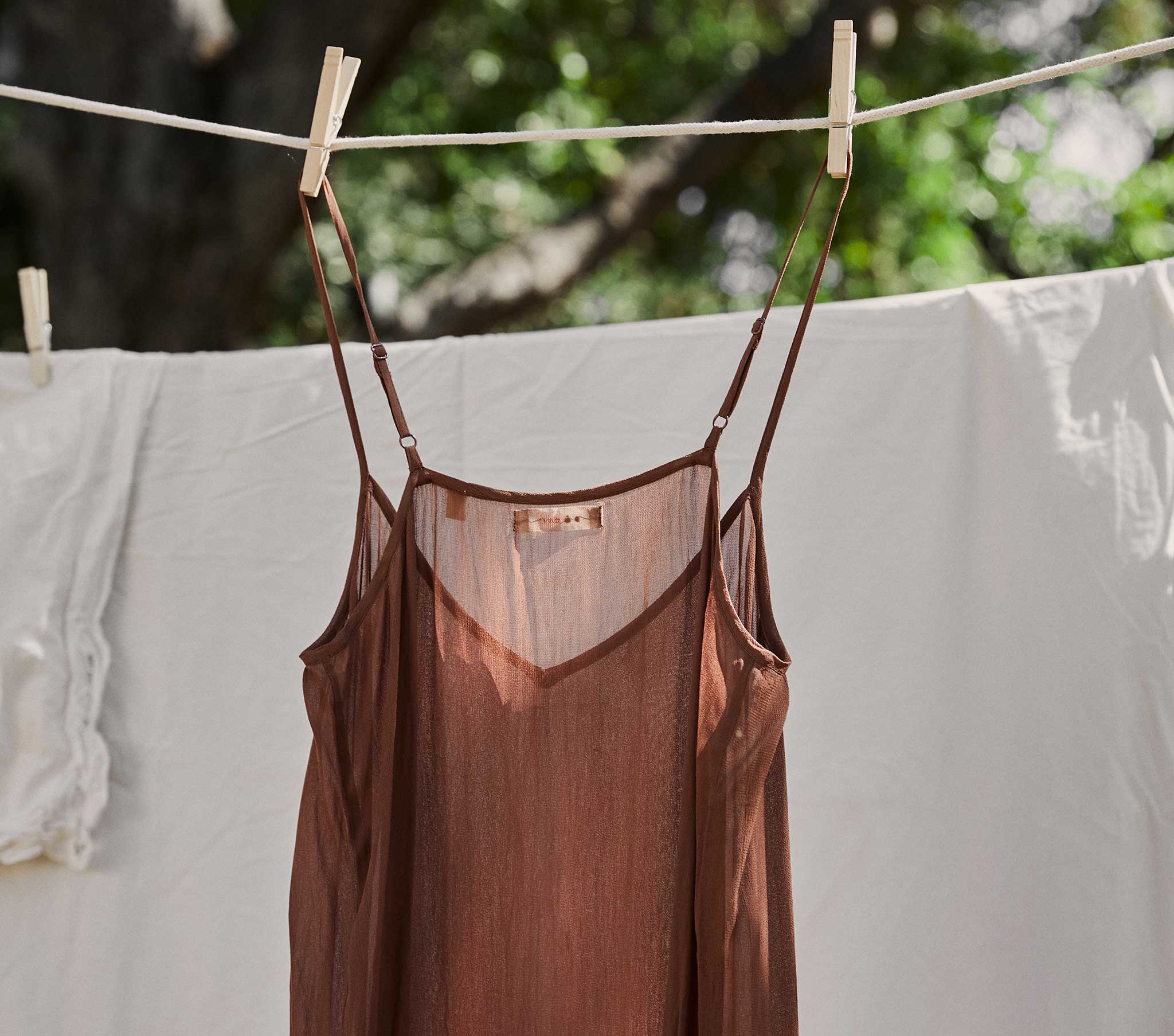 LONG DEEP V-NECK SLIP -- CAROB | CORE