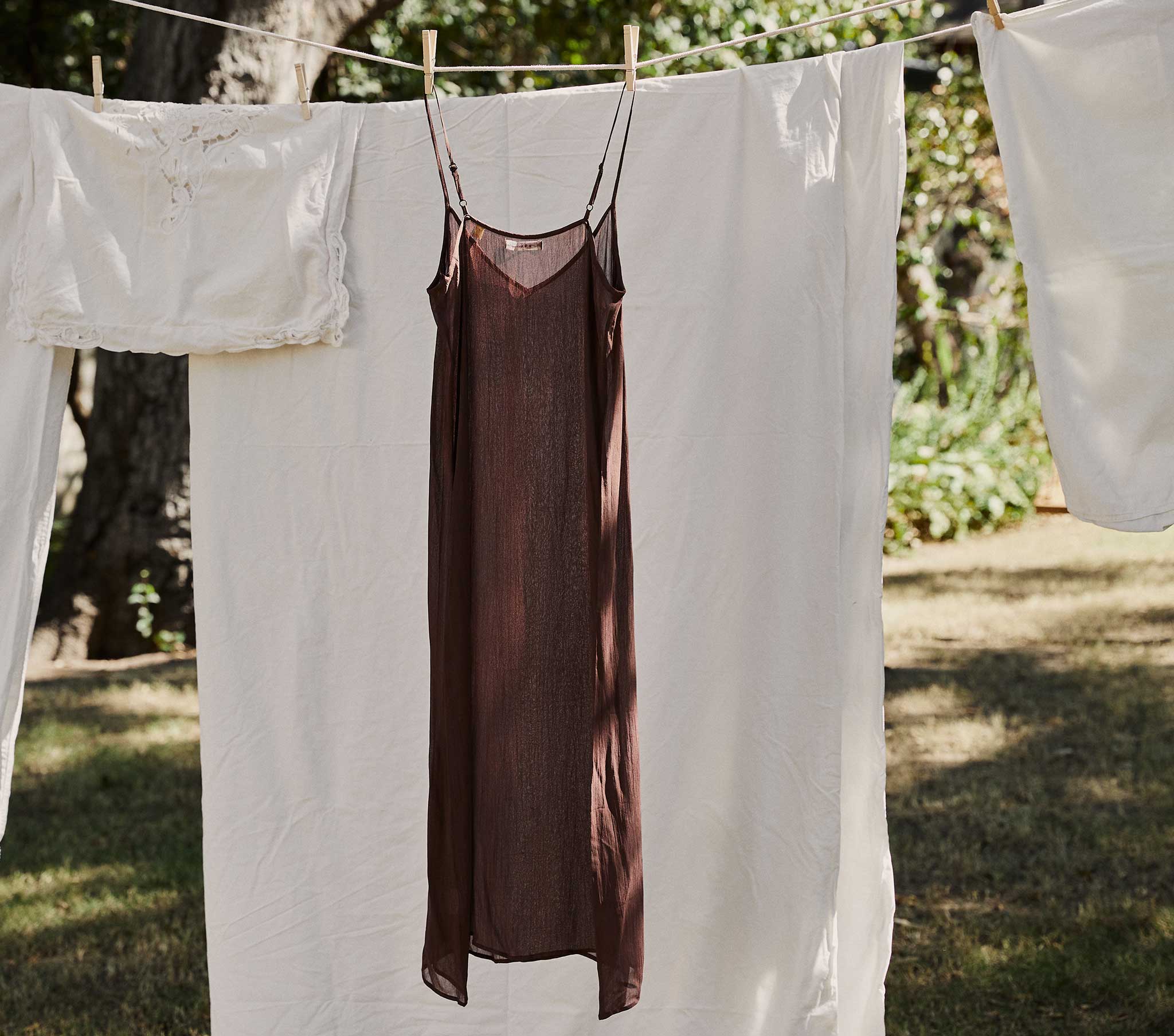 LONG DEEP V-NECK SLIP -- UMBER | CORE