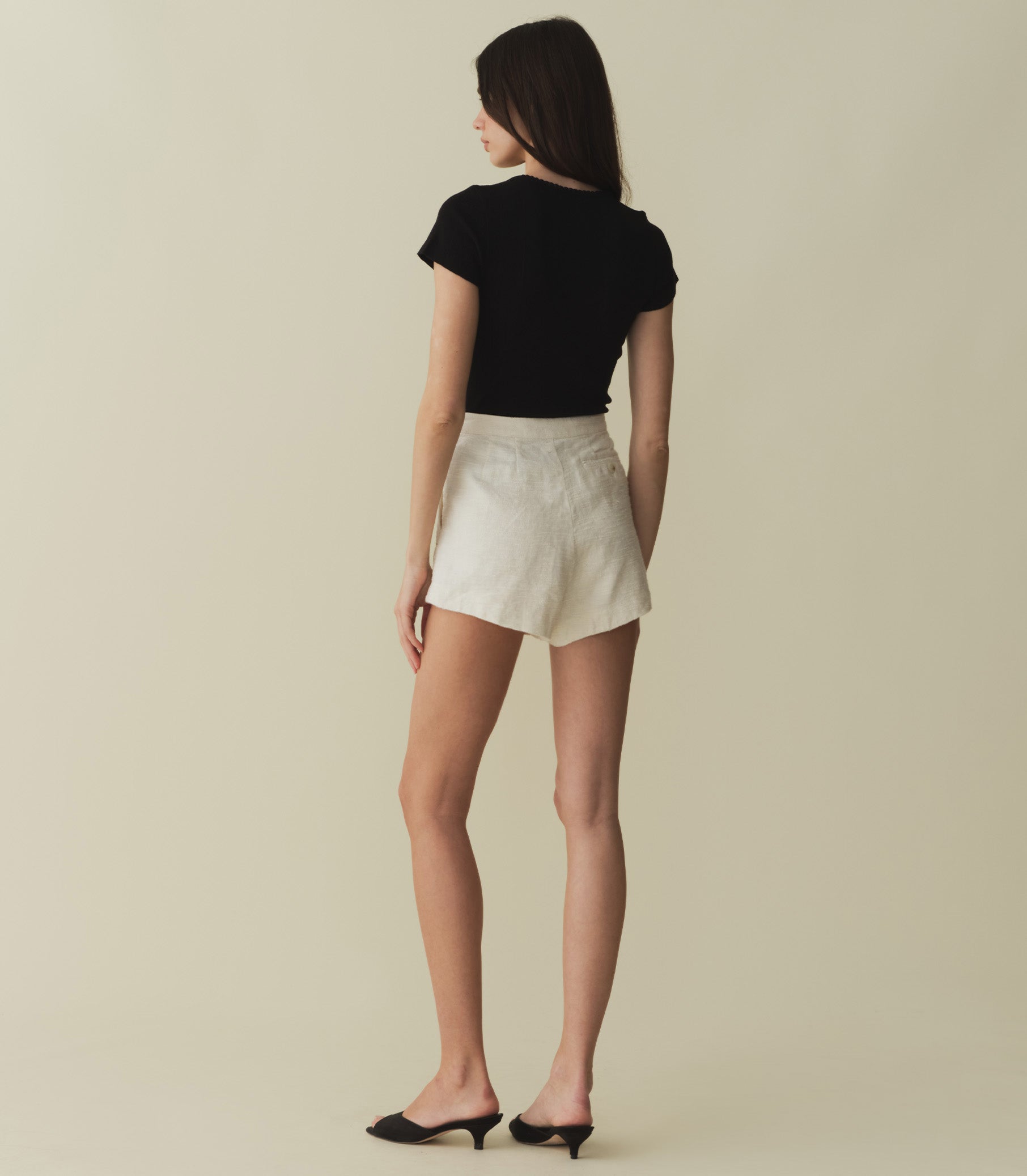 MAVEN SHORT -- SWEET ALMOND | SPRING 24