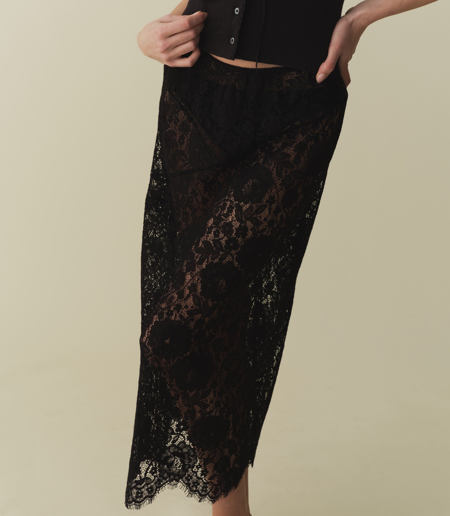 NANDI SKIRT -- BLACK | HOLIDAY 24