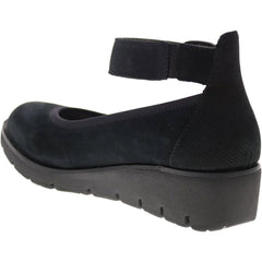 Women's Earth Zurich Sion Black Soft Buck Leather